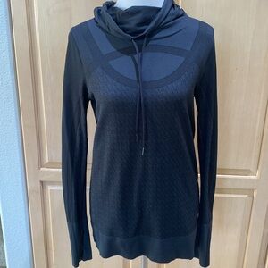 Under Armour threadborne series size M dark gray